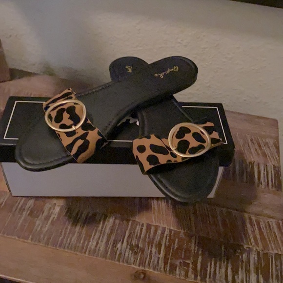 Sandals - Picture 2 of 2